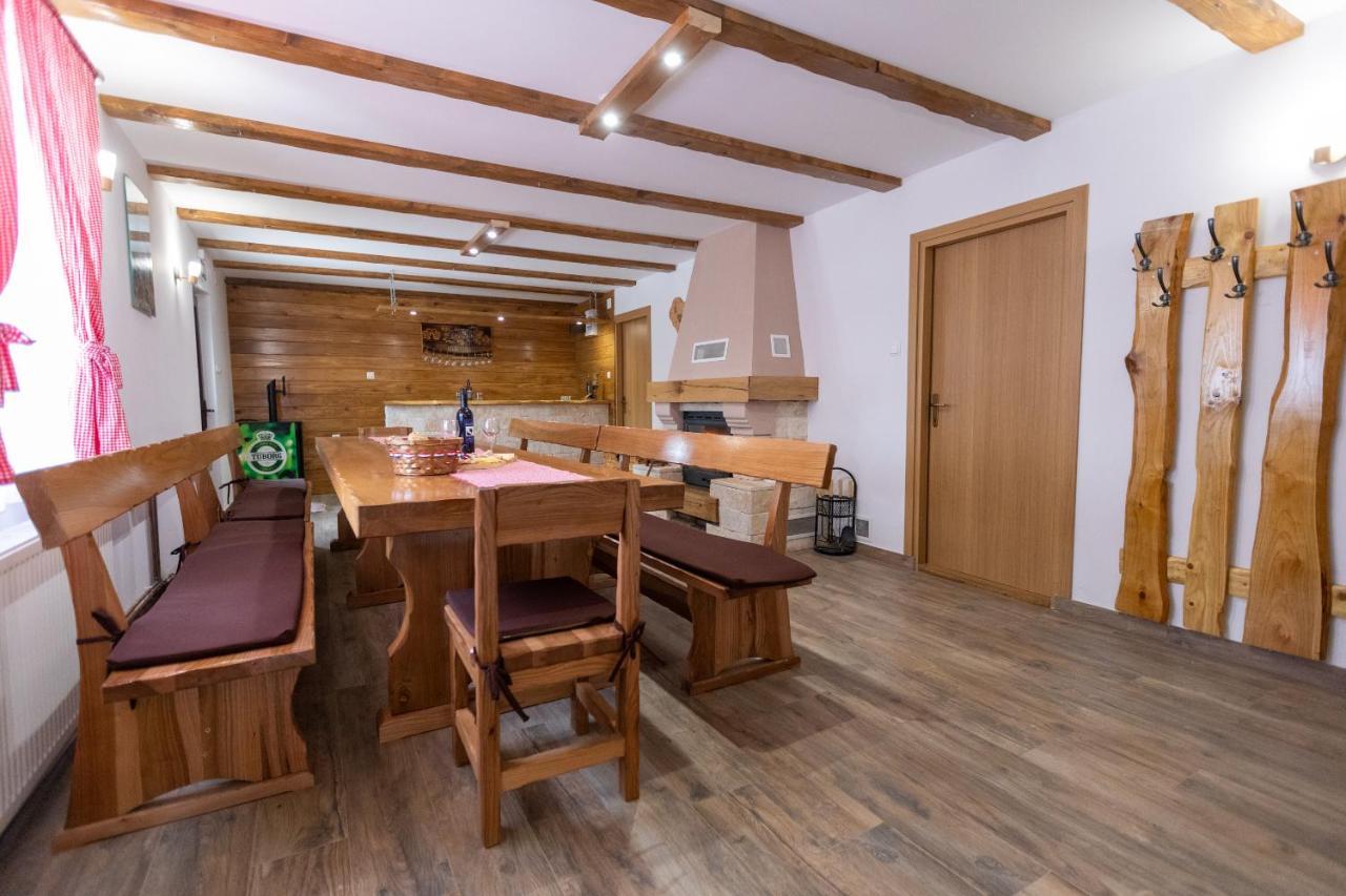 Apartmani Lara Modrus-Kuca Za Odmor Exteriér fotografie