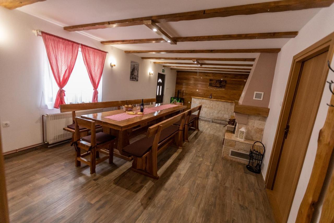 Apartmani Lara Modrus-Kuca Za Odmor Exteriér fotografie