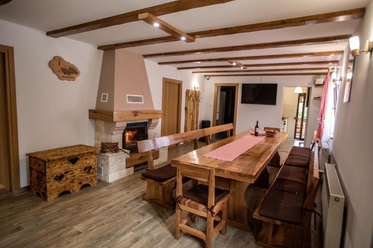 Apartmani Lara Modrus-Kuca Za Odmor Exteriér fotografie
