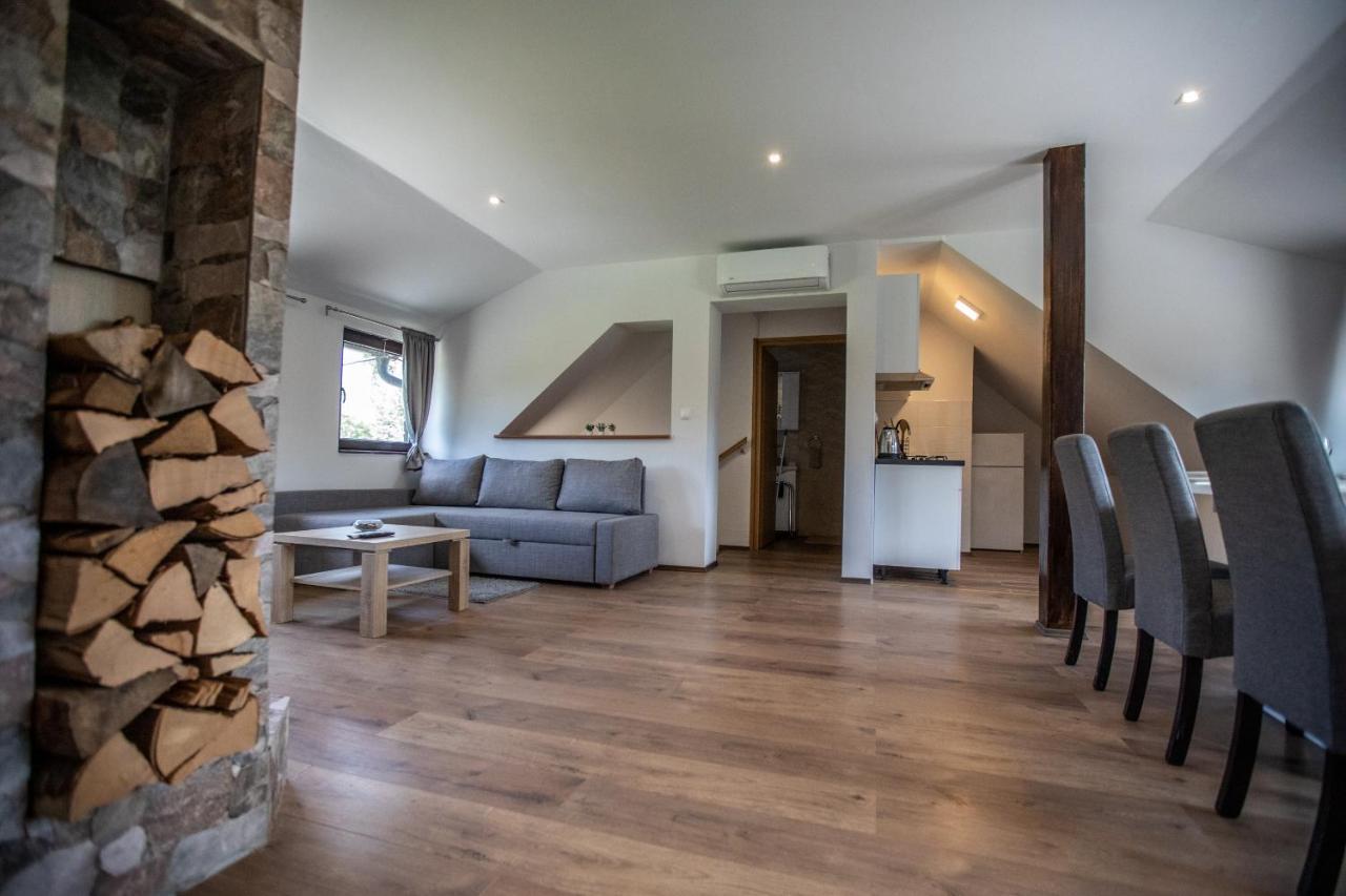 Apartmani Lara Modrus-Kuca Za Odmor Exteriér fotografie