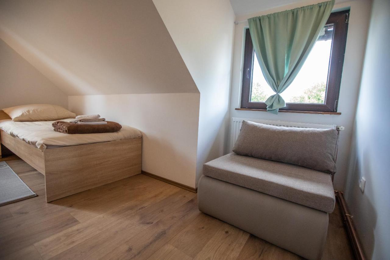 Apartmani Lara Modrus-Kuca Za Odmor Exteriér fotografie