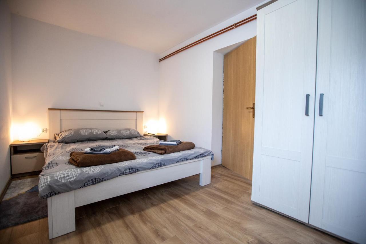 Apartmani Lara Modrus-Kuca Za Odmor Exteriér fotografie