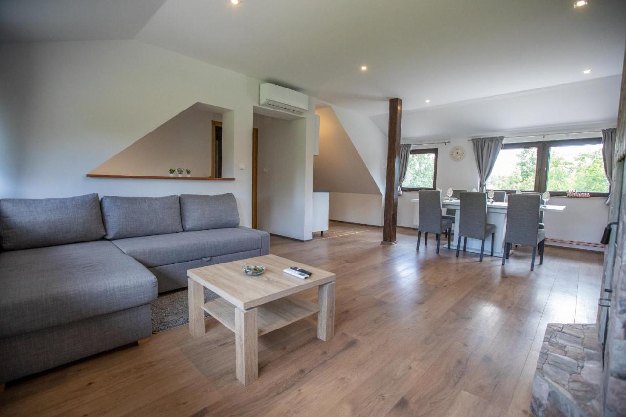 Apartmani Lara Modrus-Kuca Za Odmor Exteriér fotografie